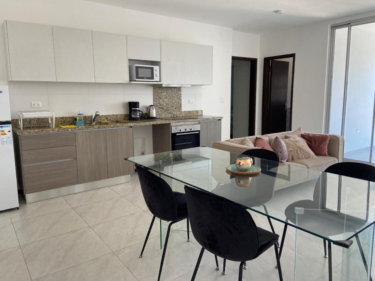 Hermoso Departamento Con Piscina Y Estacionamiento Асунсьон Экстерьер фото